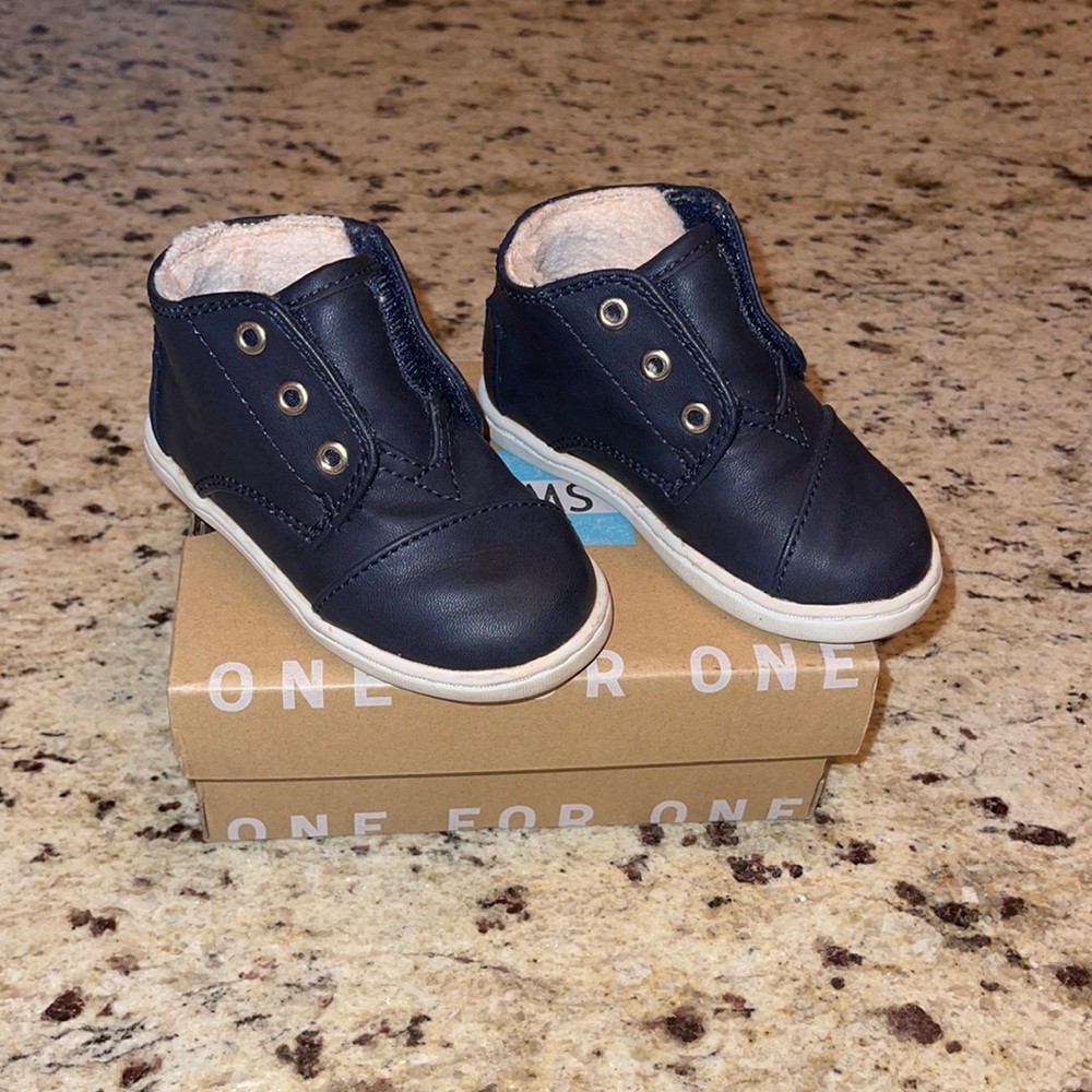 TOMS blue leather boots